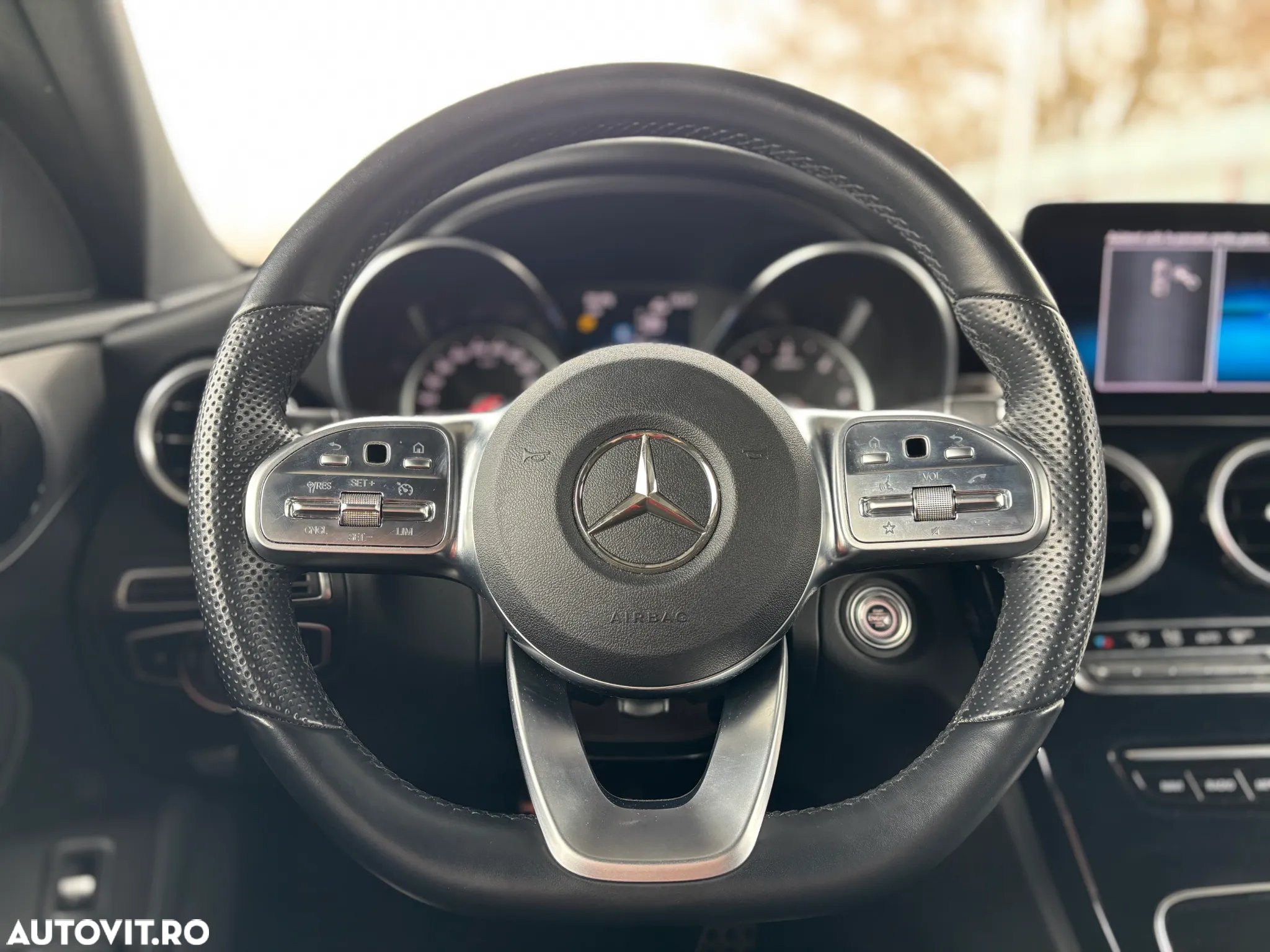 Mercedes-Benz C 200 d T 9G-TRONIC AMG Line - 34