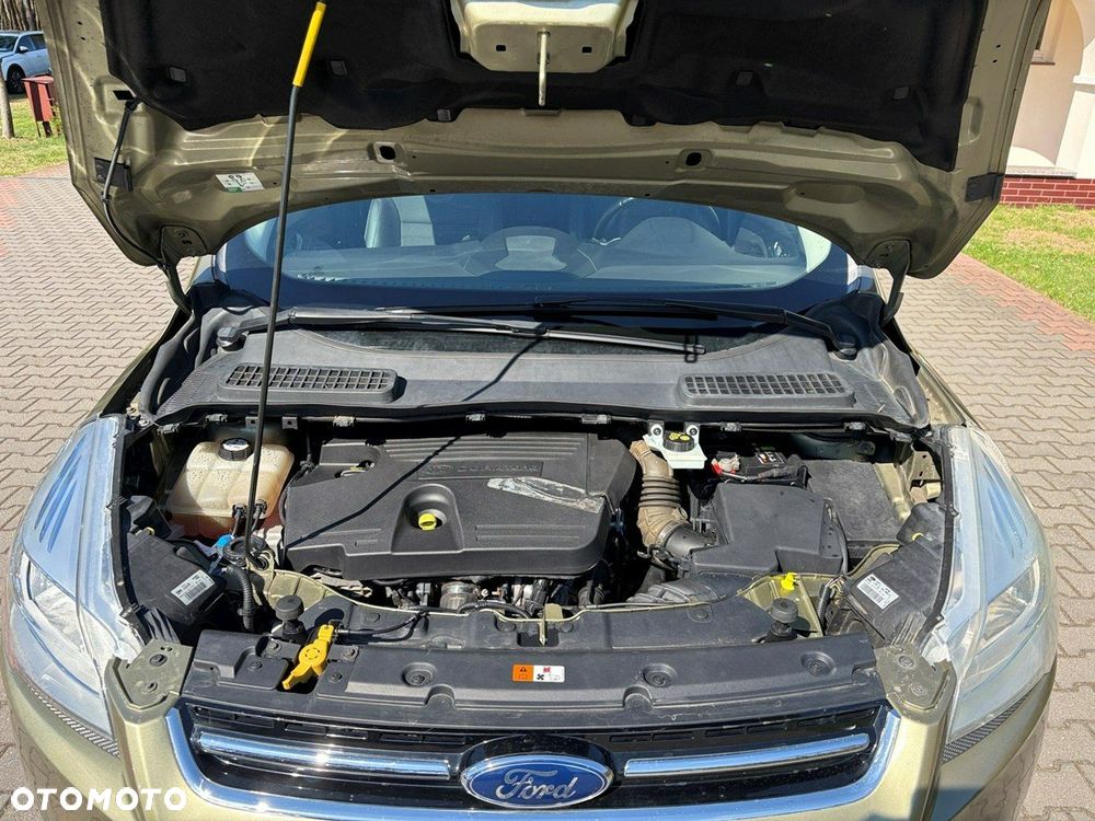 Ford Kuga - 33