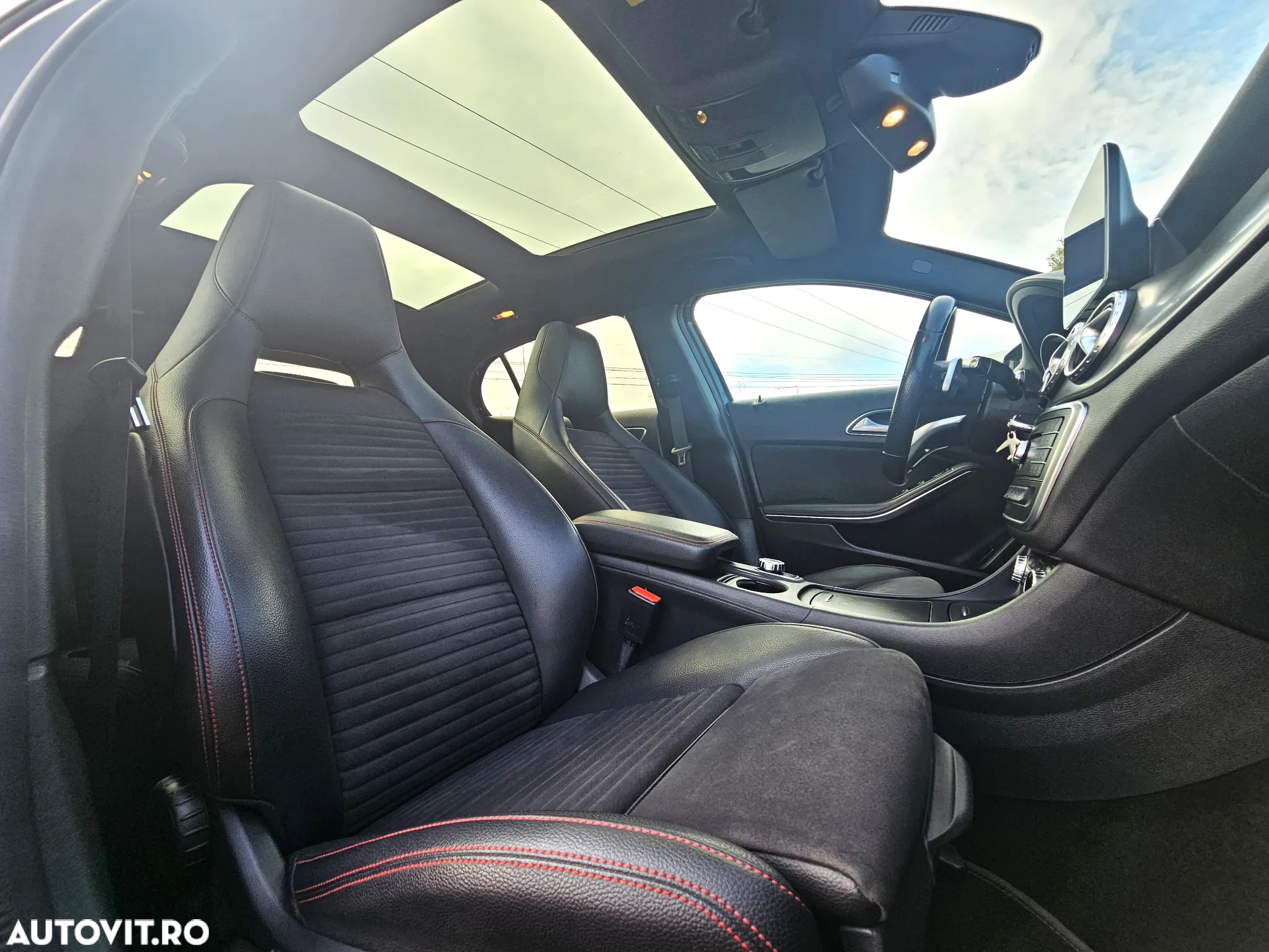 Mercedes-Benz GLA 200 7G-DCT AMG Line - 8