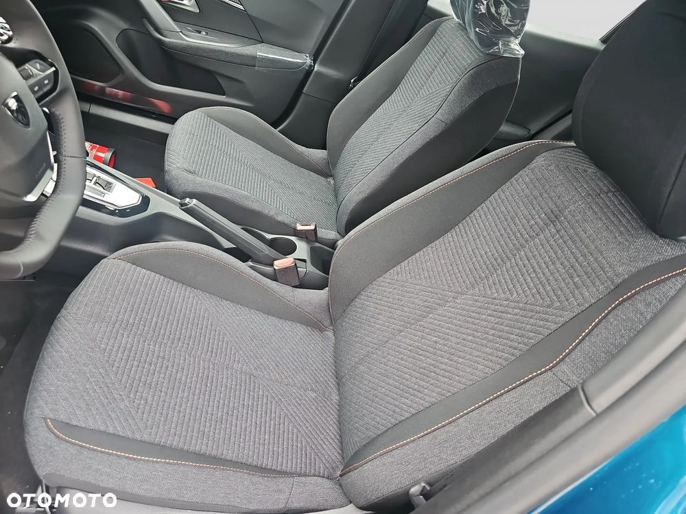 Peugeot 2008 - 9