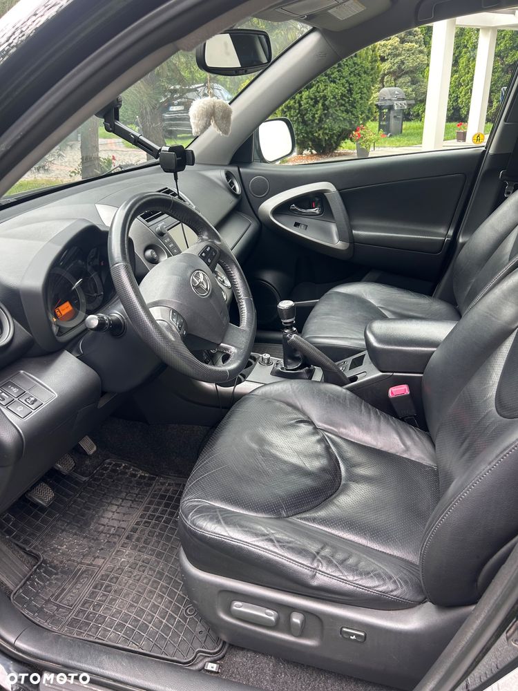 Toyota RAV4 2.2 D-CAT X Platinium NAVI - 9