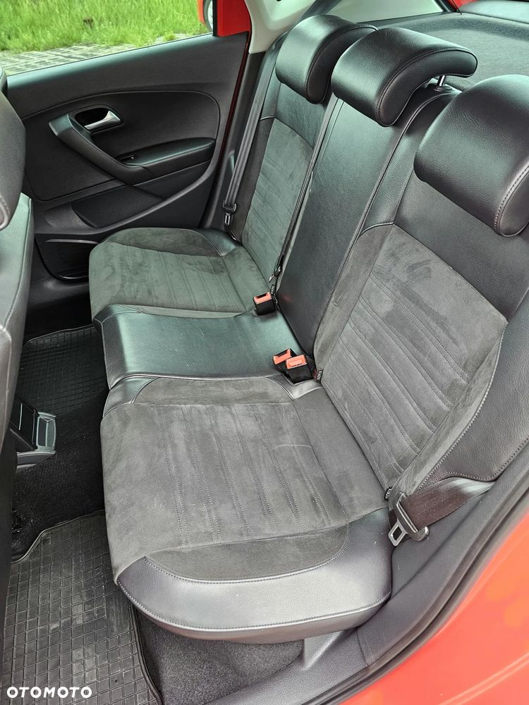 Volkswagen Polo 1.6 TDI Highline - 30