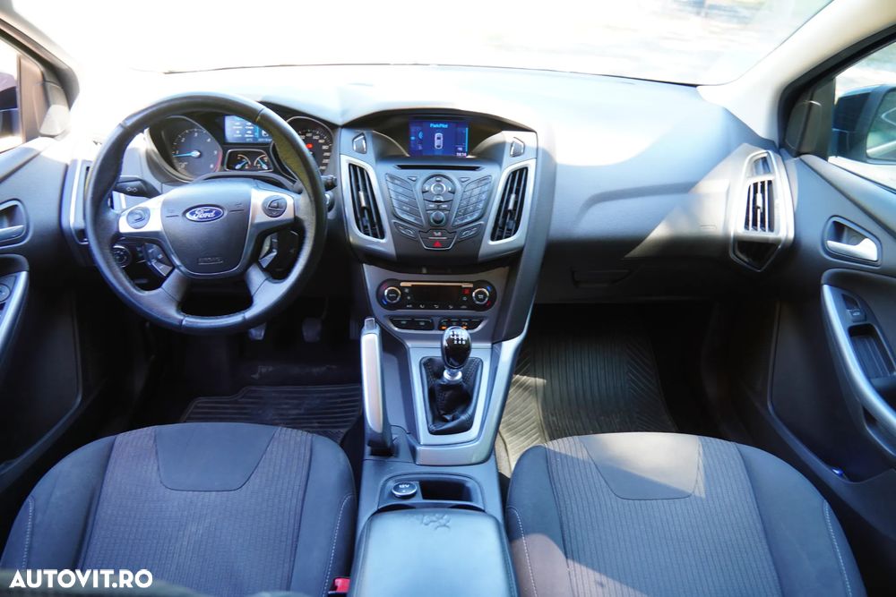 Ford Focus - 7