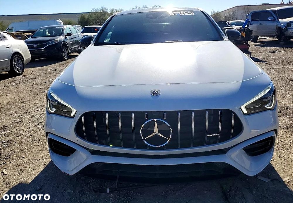 Mercedes-Benz CLA - 1