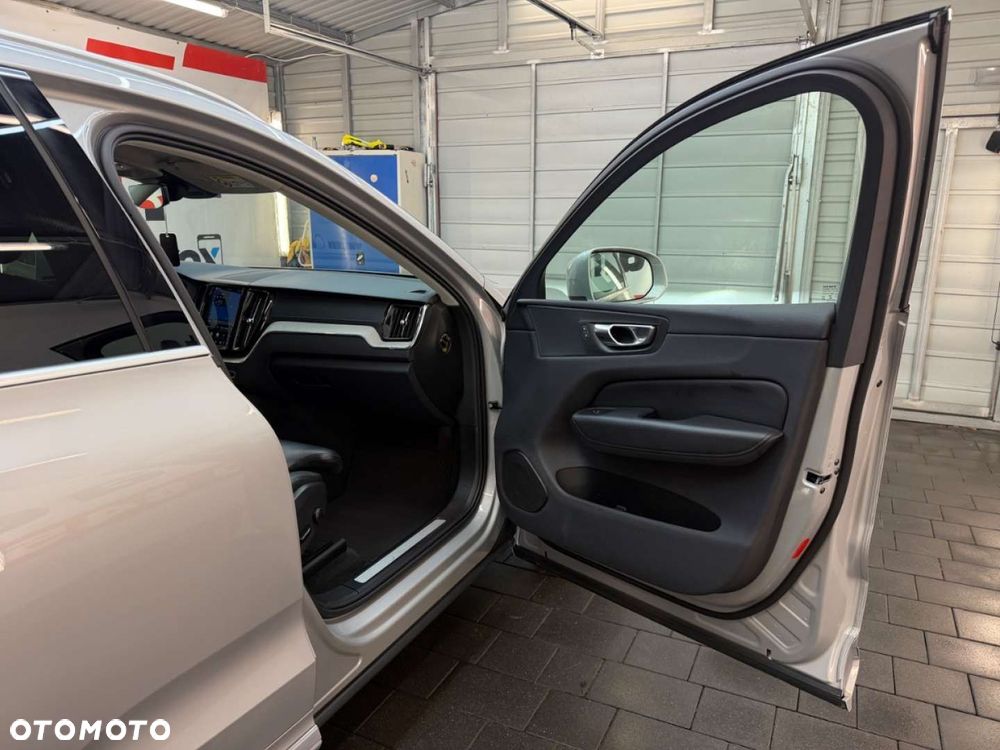 Volvo XC 60 - 37