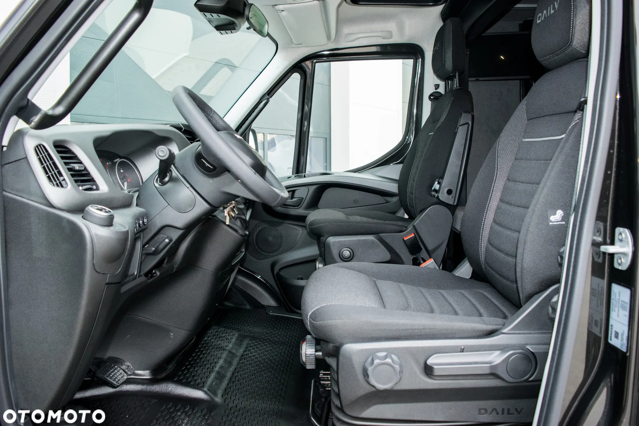Iveco DAILY 72C18 Autokontener - 20