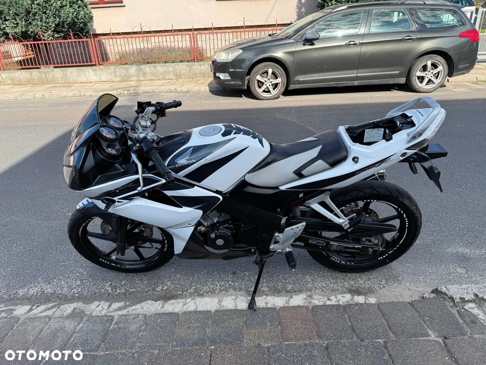 Honda CBR - 3