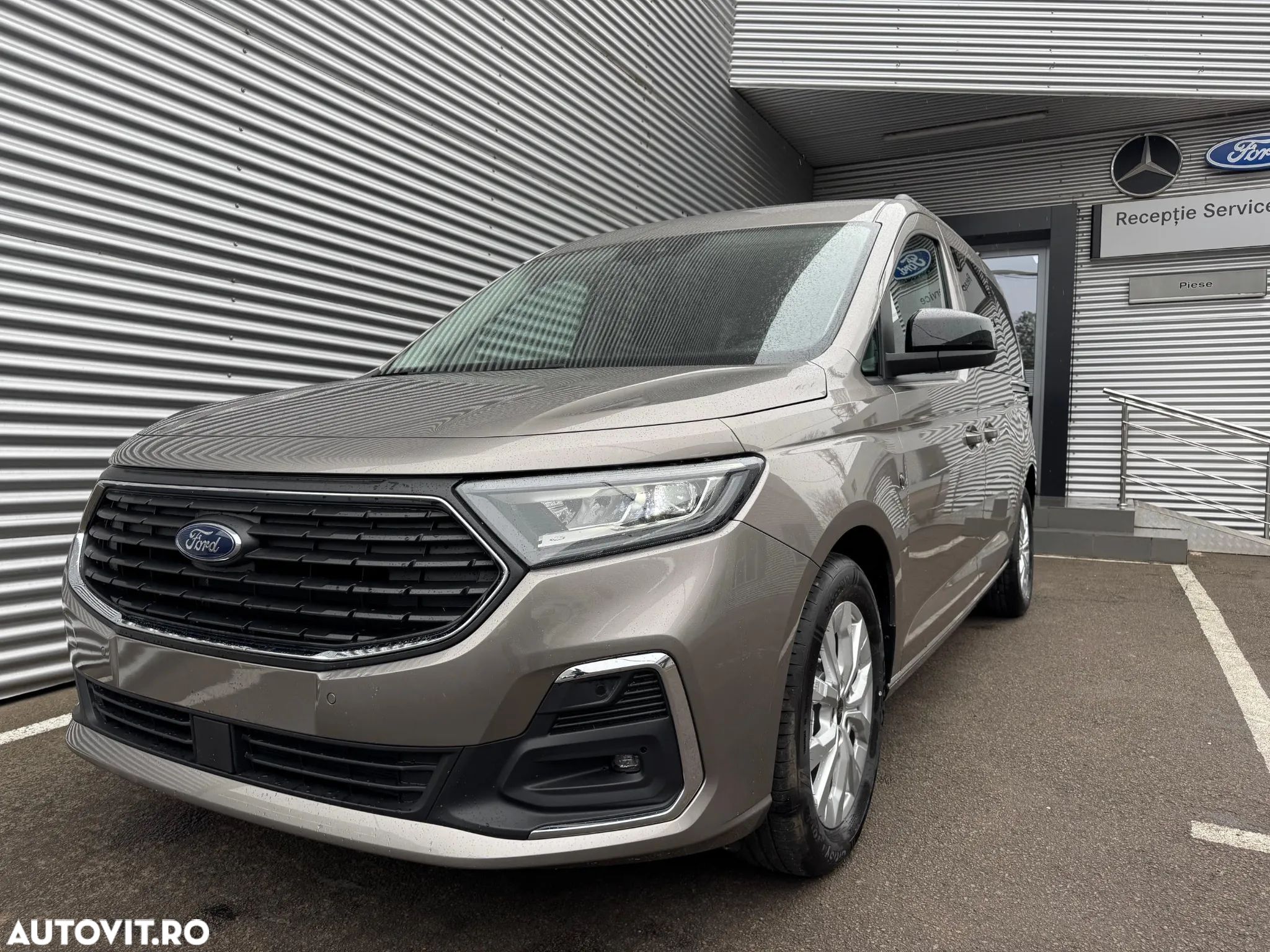 Ford Tourneo Connect 2.0L EcoBlue LWB Titanium - 3