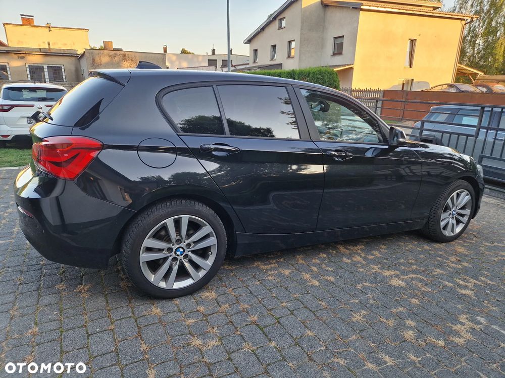 BMW Seria 1 120d Sport Line Shadow - 4