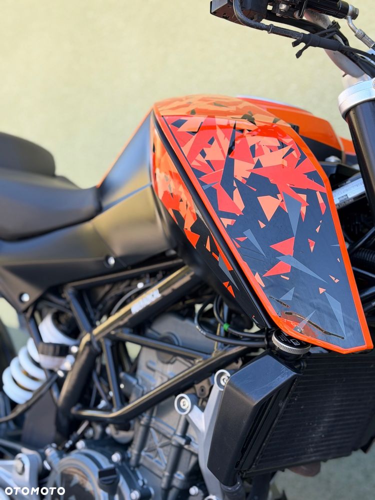 KTM Duke 125 - 4