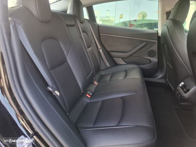 Tesla Model 3 Standard RWD - 40