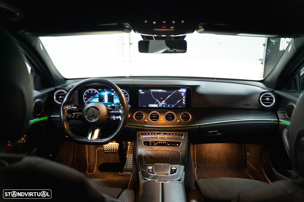 Mercedes-Benz E 300 de AMG Line - 19