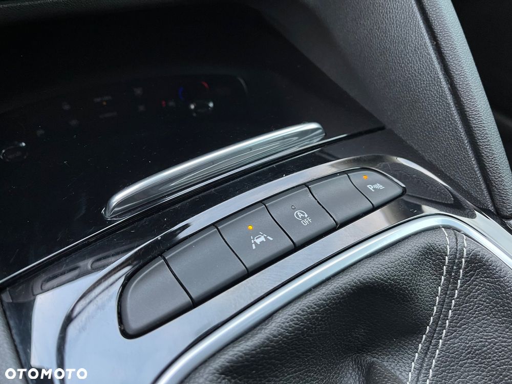 Opel Insignia 2.0 Exclusive - 26