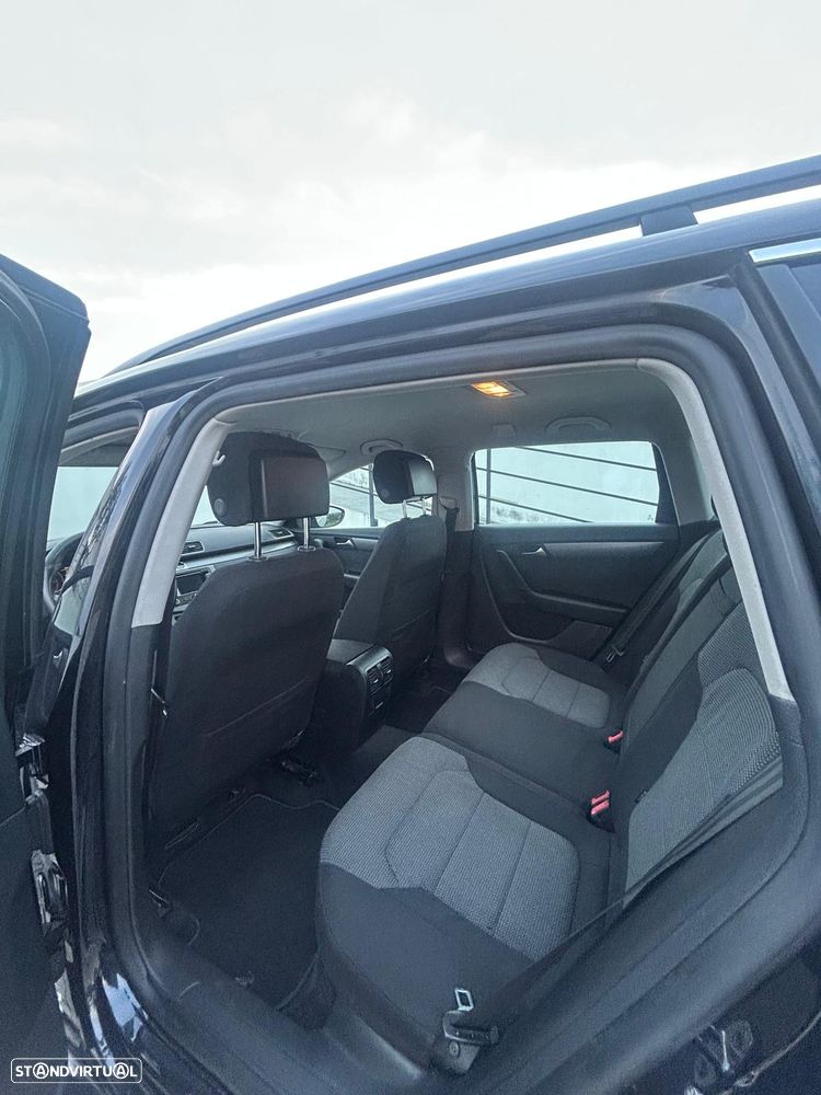 VW Passat Variant 2.0 TDI Confortline DSG - 7