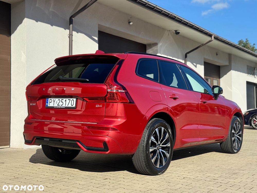 Volvo XC 60 B4 D Plus Dark - 10