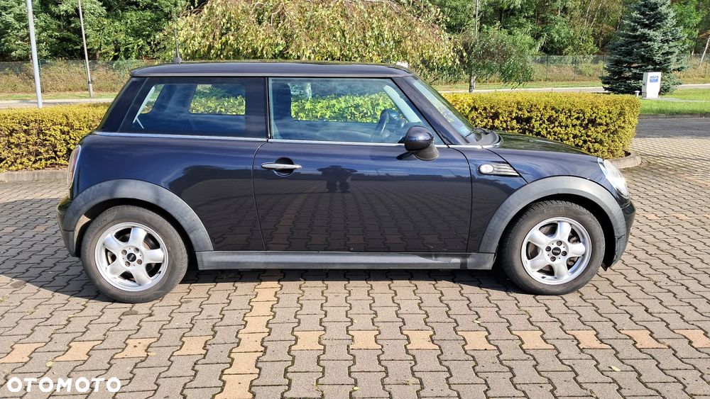 MINI ONE Standard - 8
