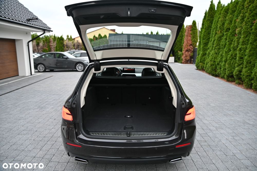 BMW Seria 5 - 30