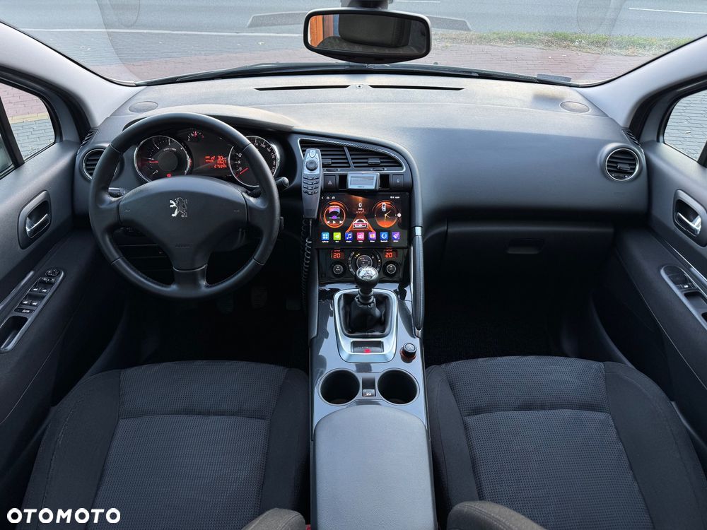 Peugeot 3008 1.6 HDi Premium - 11