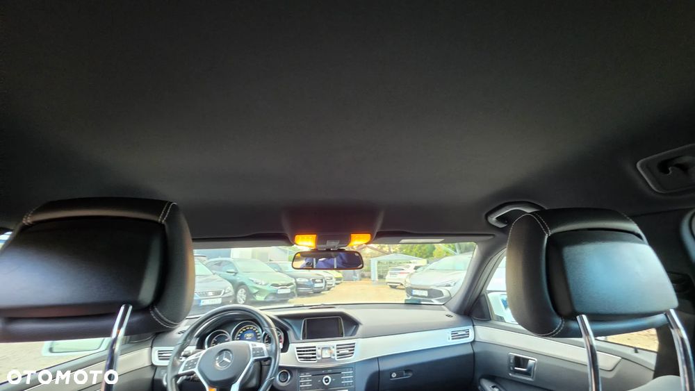 Mercedes-Benz Klasa E 220 BlueTEC 4Matic 7G-TRONIC Avantgarde - 22