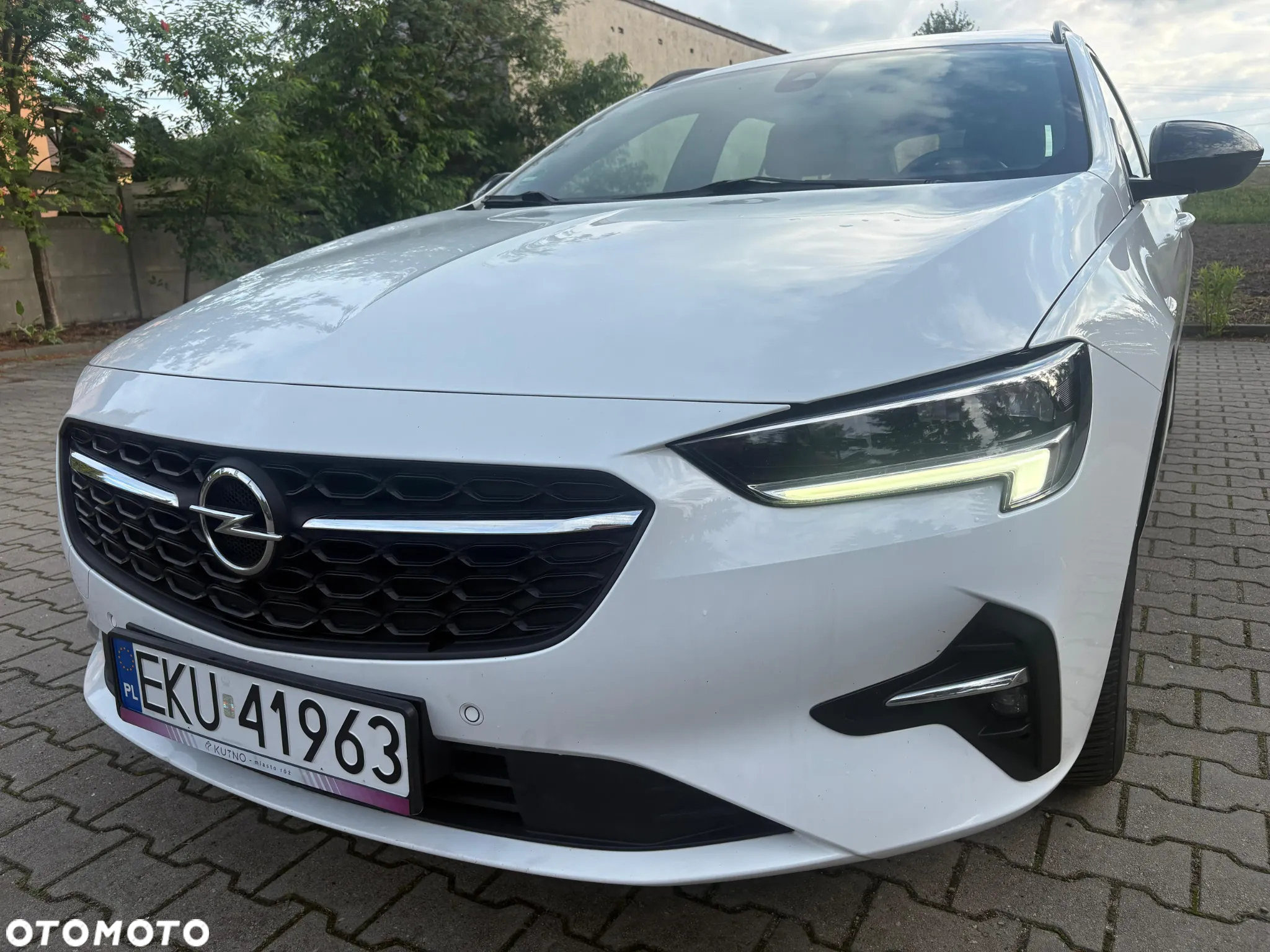 Opel Insignia Sports Tourer 1.5 Diesel Automatik Business Edition - 2