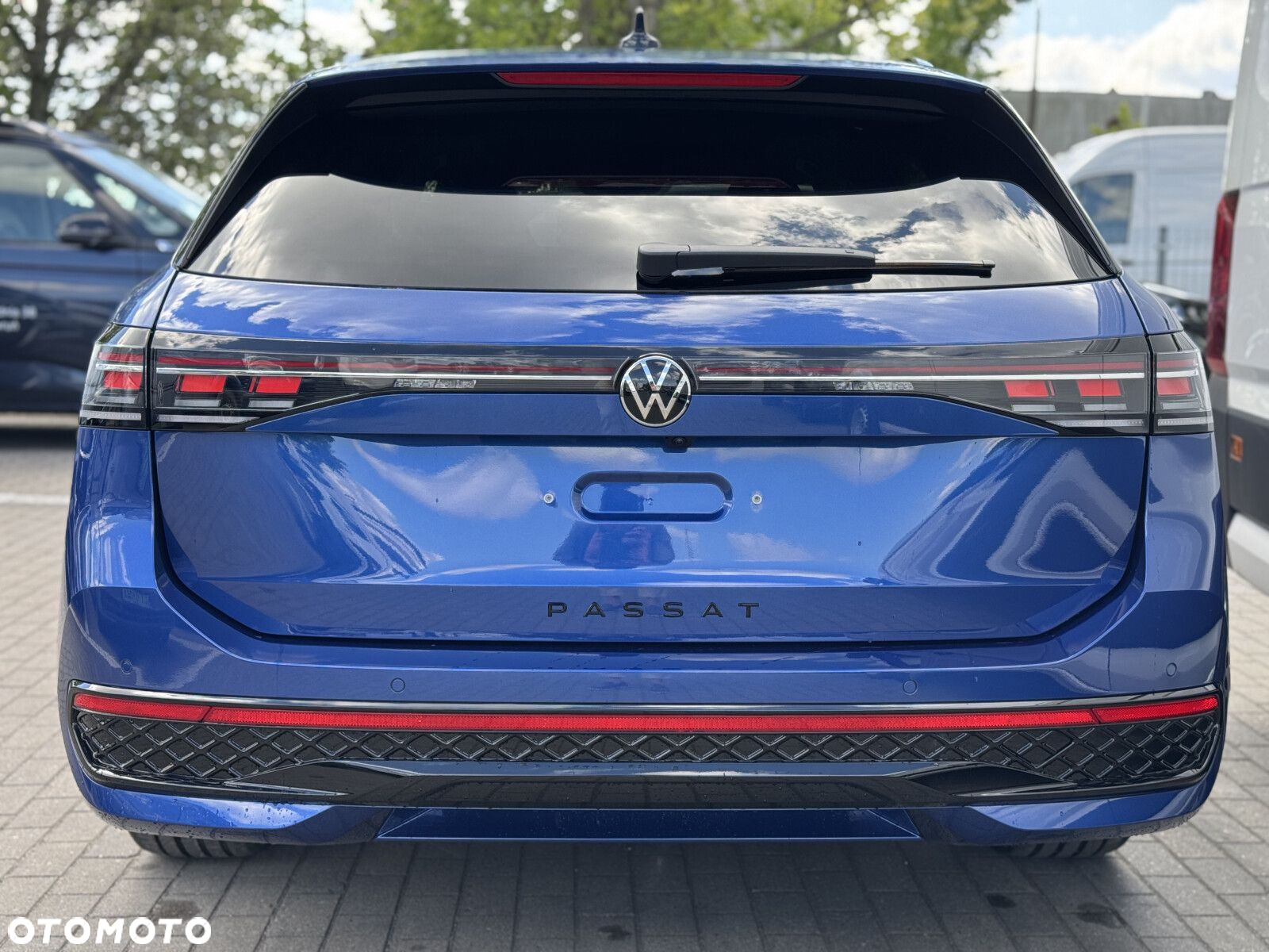 Volkswagen Passat - 18