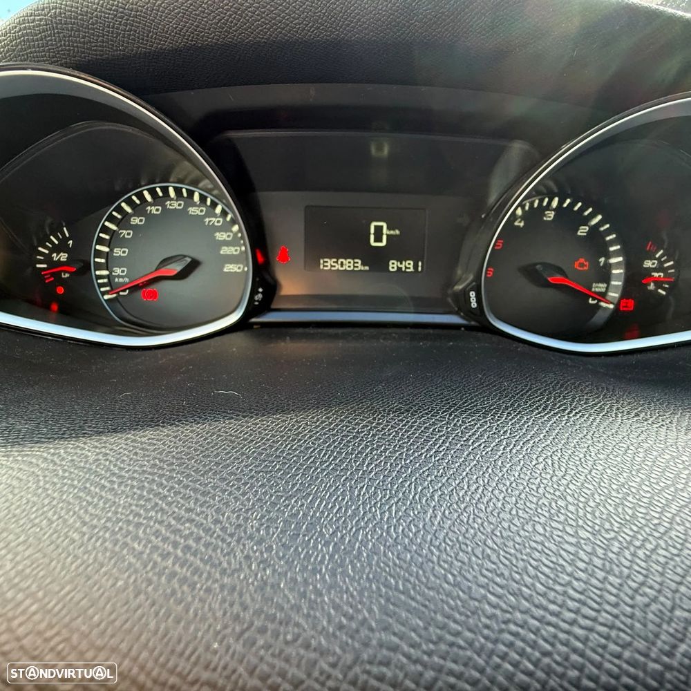 Peugeot 308 - 9