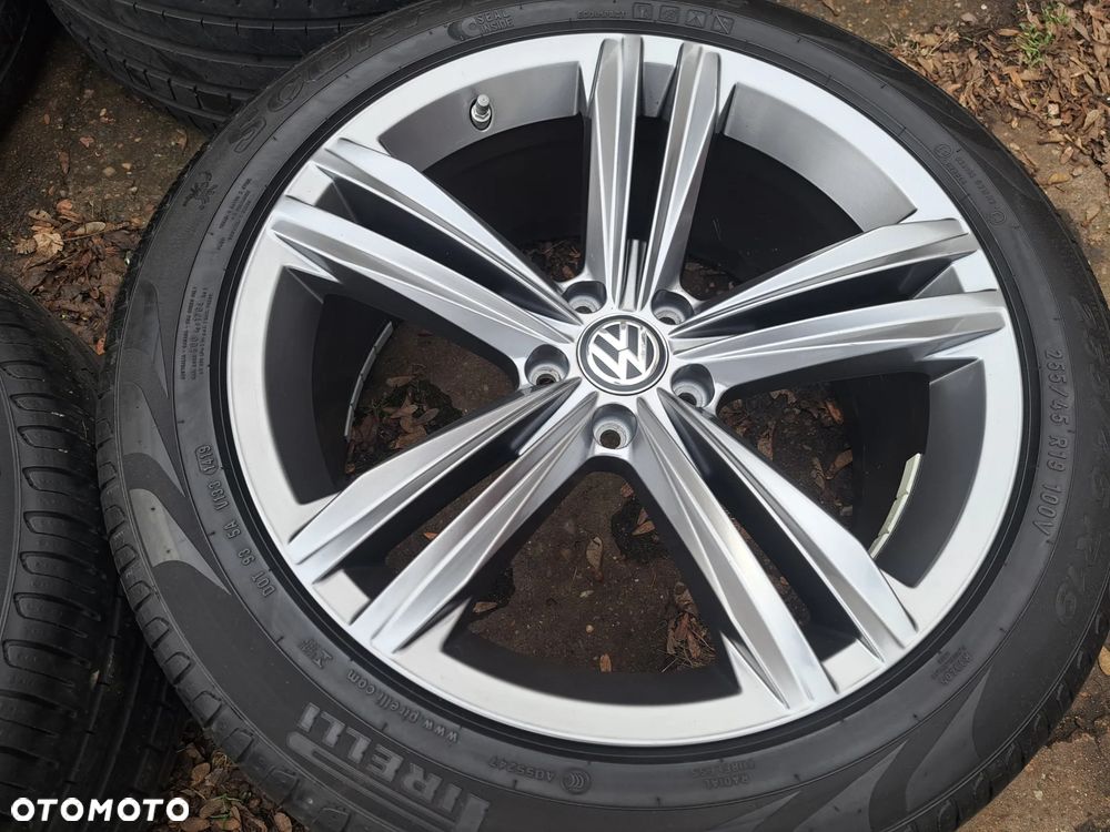 Oryg. VW Volkswagen Tiguan R-Line 19 5NN 5NA 5NN601025 Opony letnie - 6