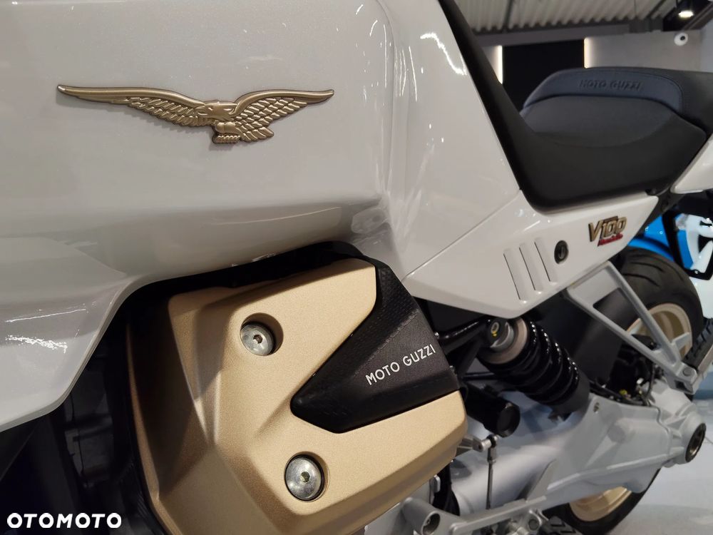 Moto Guzzi V100 Mandello - 15