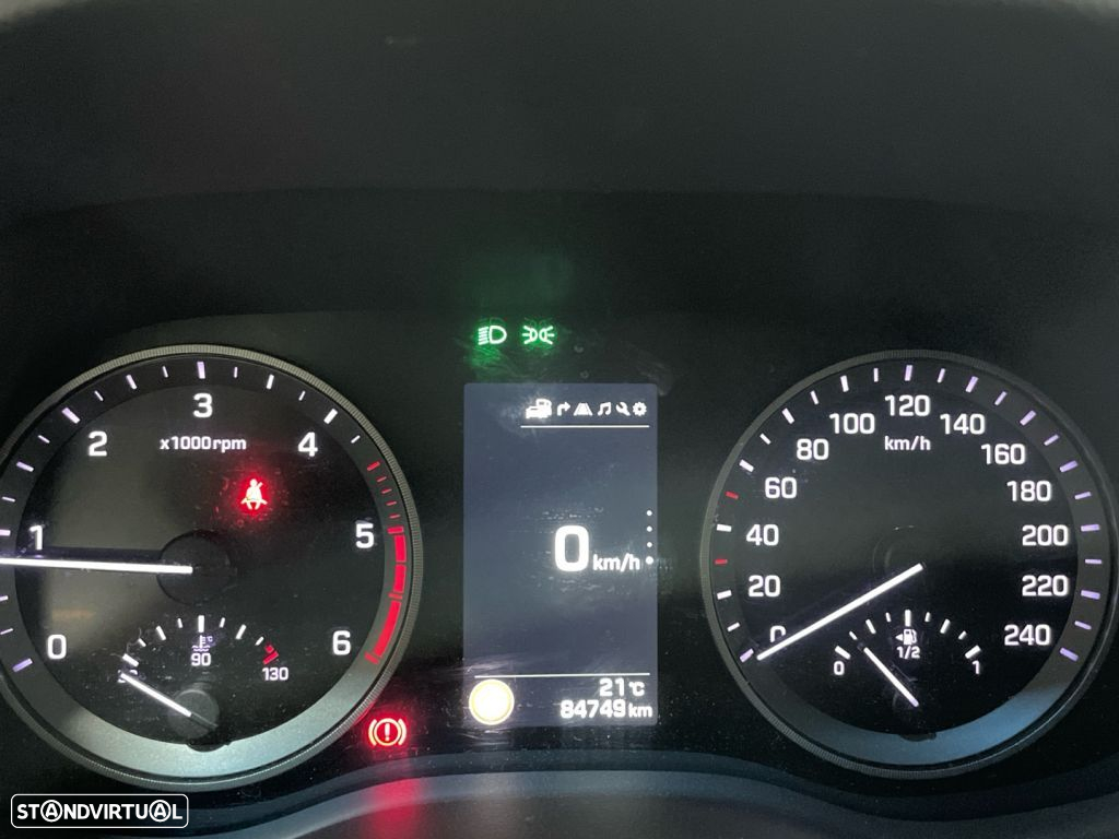 Hyundai Tucson 1.7 CRDi Executive - 3