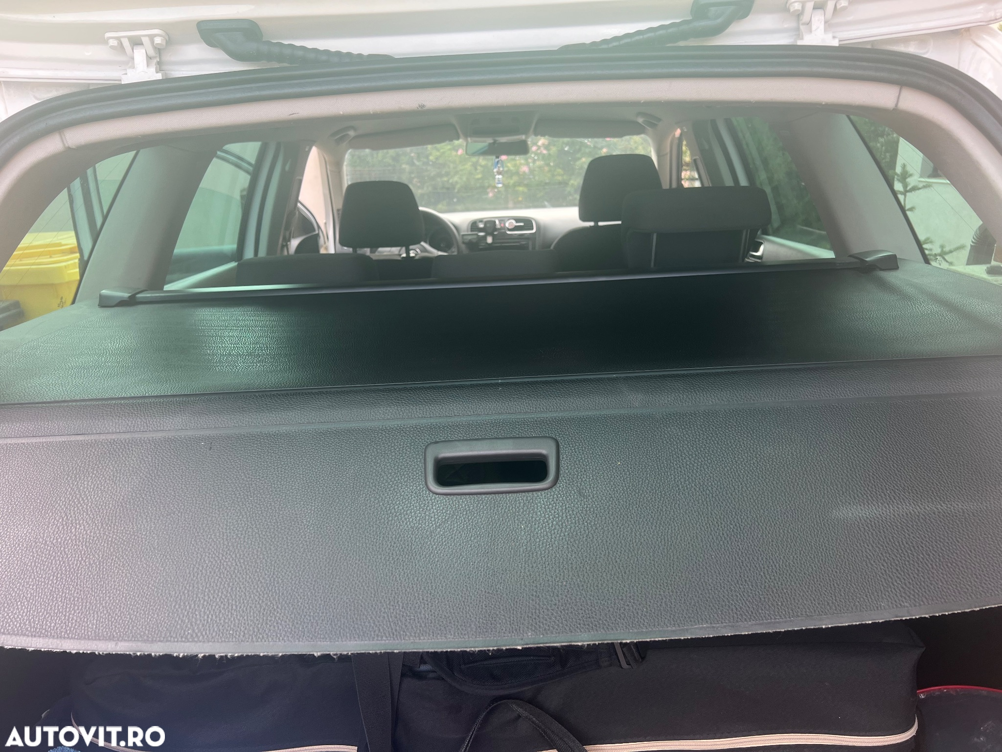 Volkswagen Golf 1.6 TDI BlueMotion Technology DPF Comfortline - 9