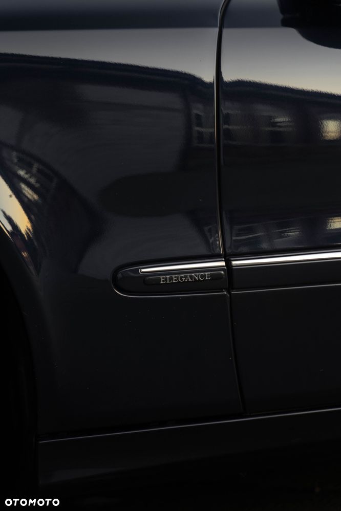 Mercedes-Benz Klasa E 500 4-Matic Elegance - 32
