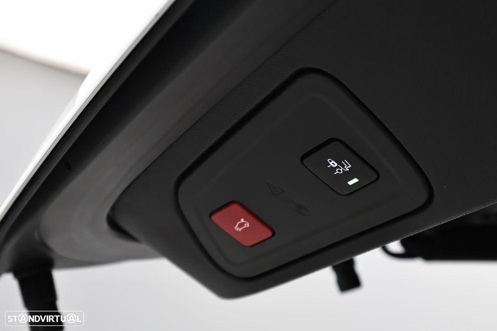 Citroën C5 Aircross 1.6 Hybrid Shine e-EAT8 - 17