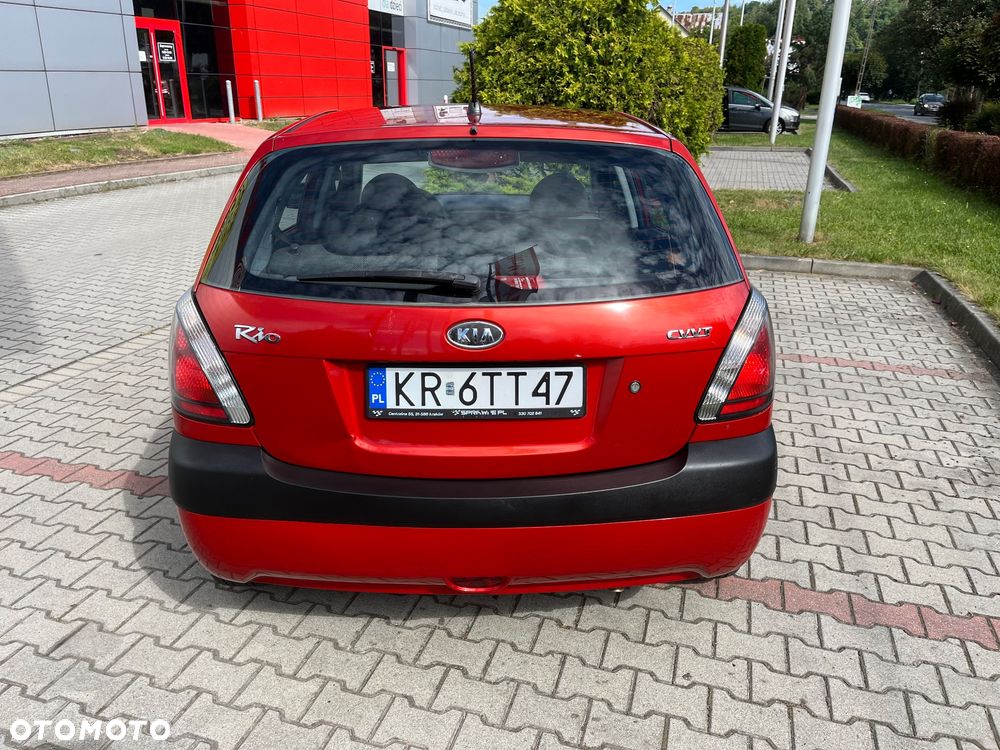 Kia Rio 1.6 Sport - 24