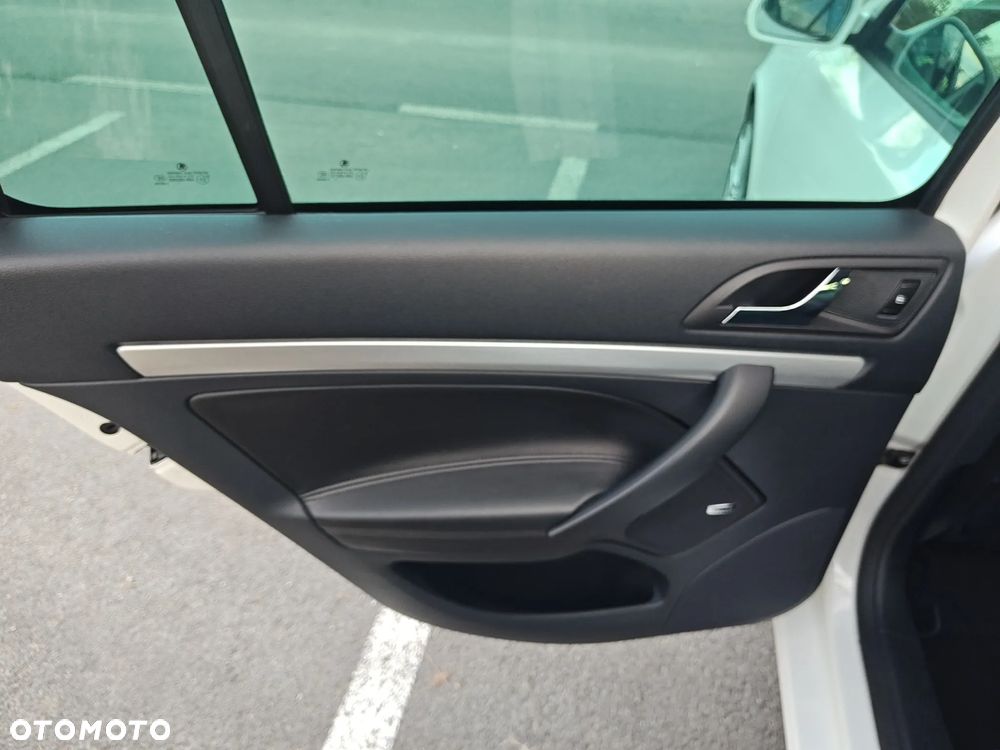 Skoda Octavia 2.0 TDI CR DPF RS - 34