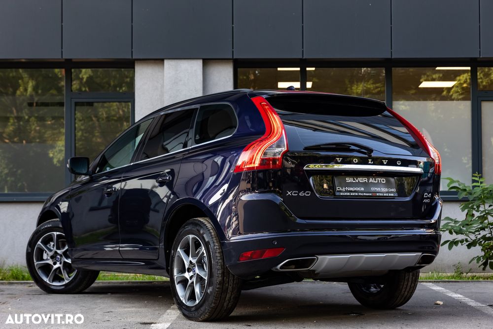 Volvo XC 60 D4 AWD Geartronic Summum - 26