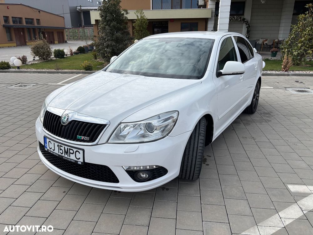 Skoda Octavia 2.0 TDI DPF DSG RS - 9