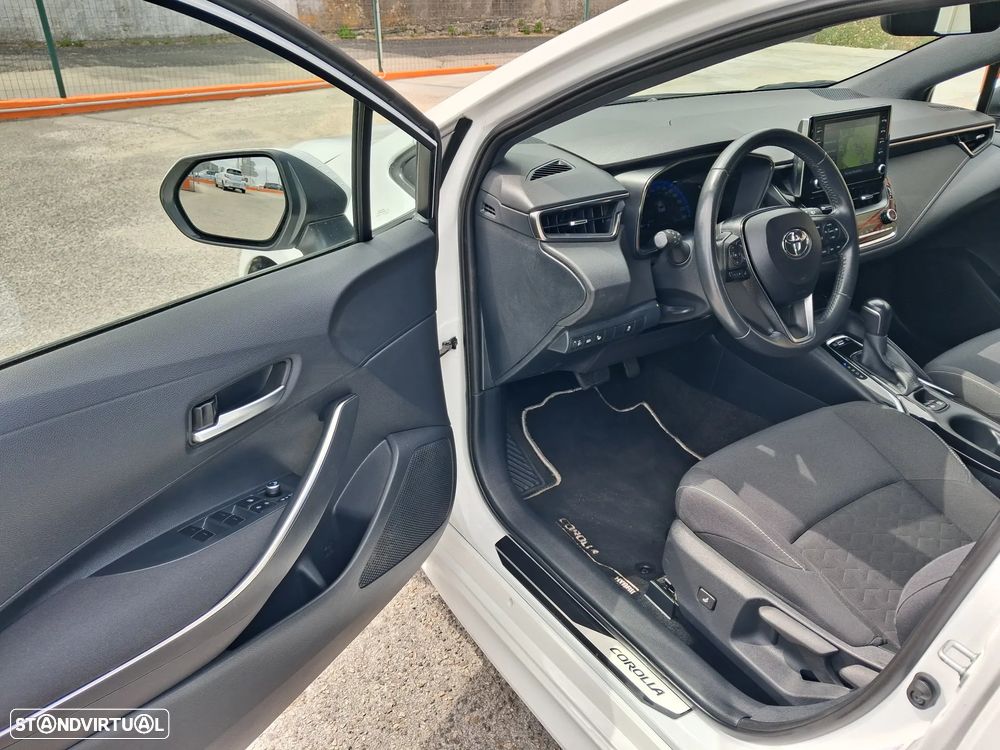 Toyota Corolla 1.8 Hybrid Exclusive - 14