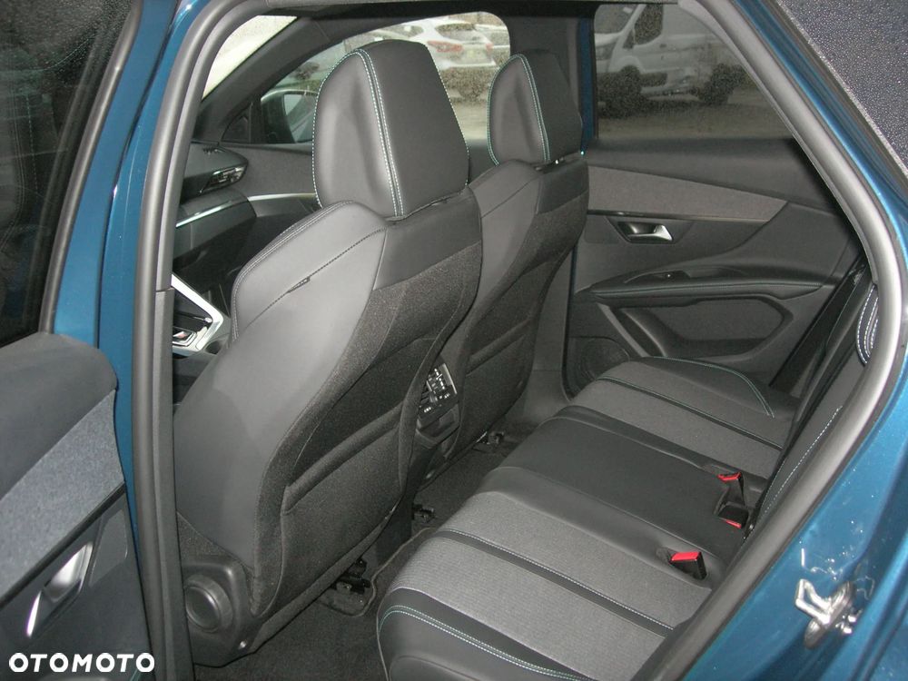 Peugeot 3008 PureTech 130 Stop & Start GPF EAT8 Allure Pack - 16