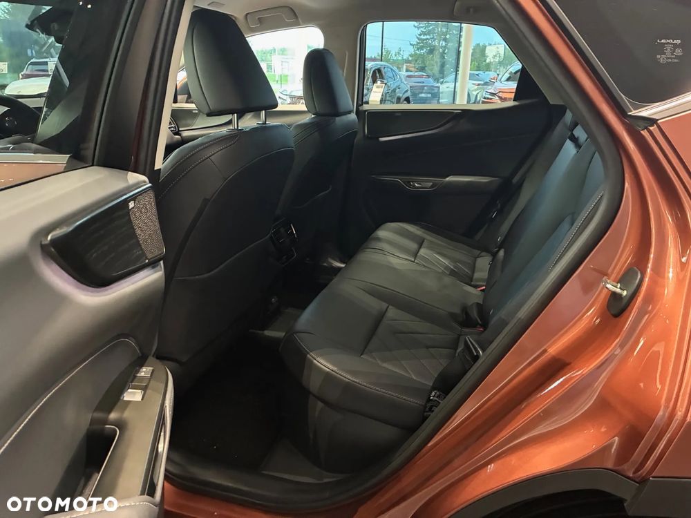 Lexus NX 450h+ Omotenashi AWD - 8