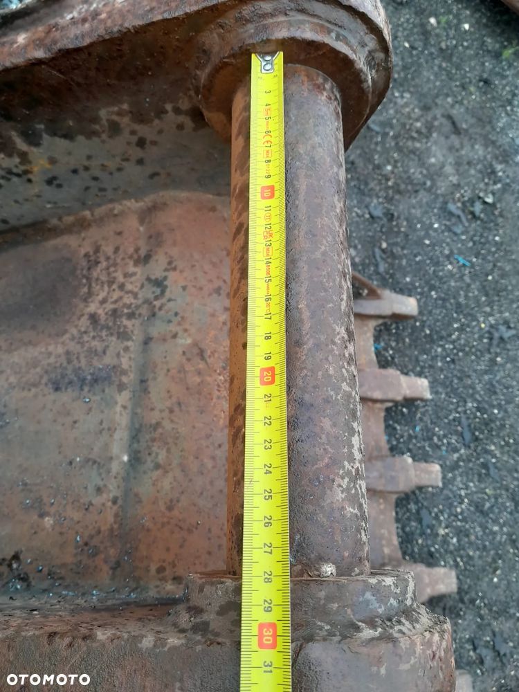 Łyżka do koparki o szerokości 90cm i fi70mm. - 12