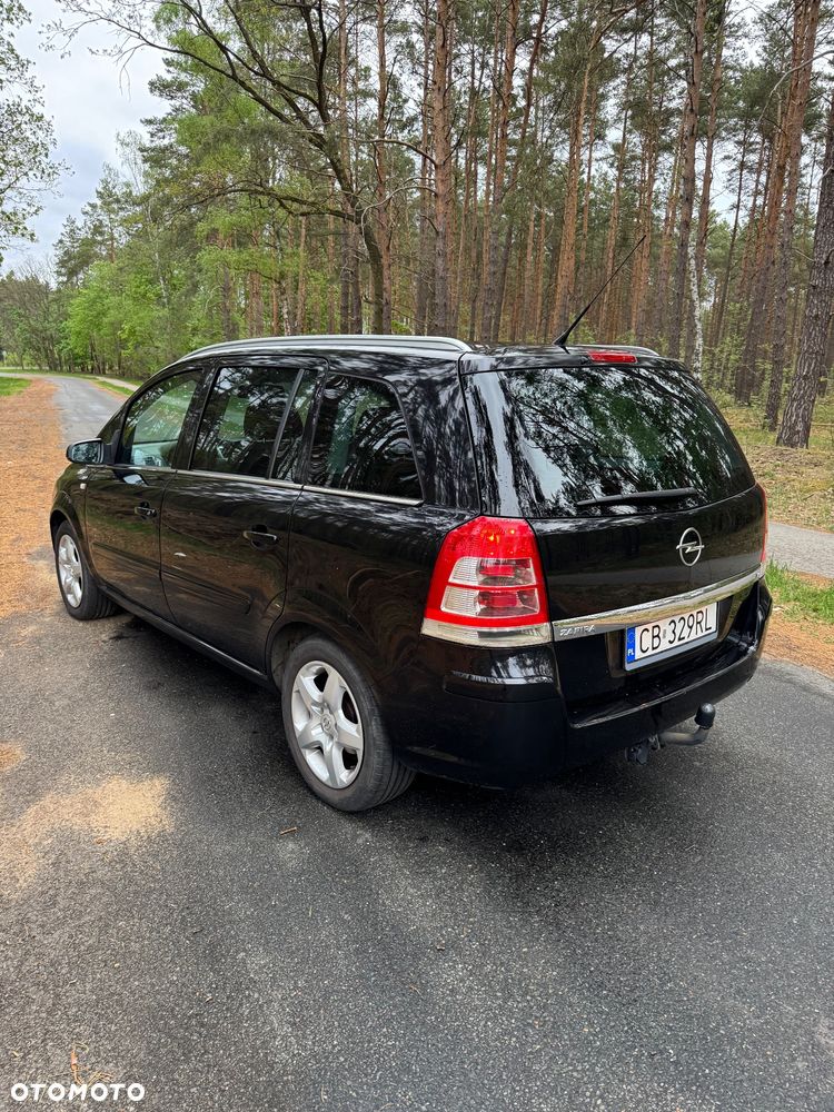 Opel Zafira 1.8 - 6