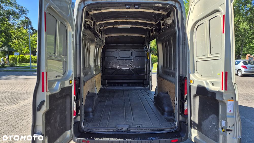 Ford Transit - 4