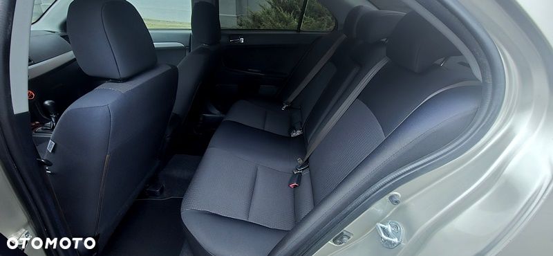 Mitsubishi Lancer 1.6 Intense - 7