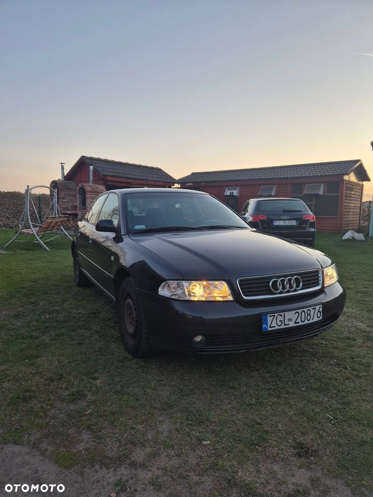 Audi A4 Limousine - 3