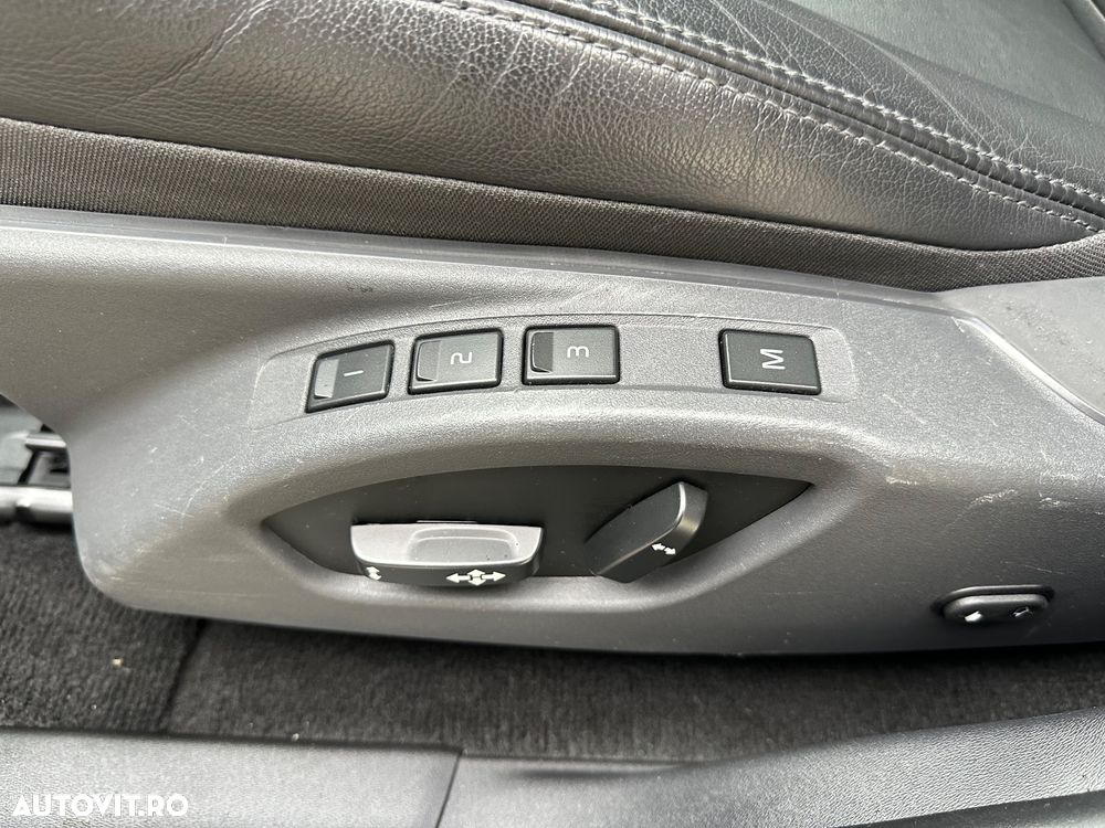 Volvo XC 60 - 18