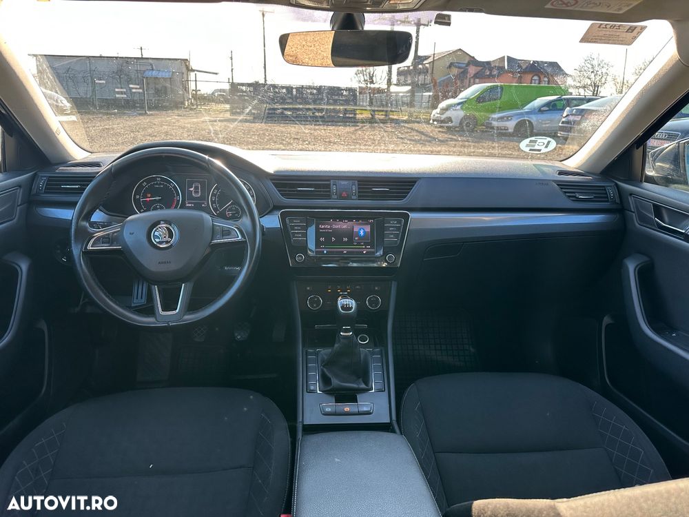 Skoda Superb 2.0 TDI Active - 5