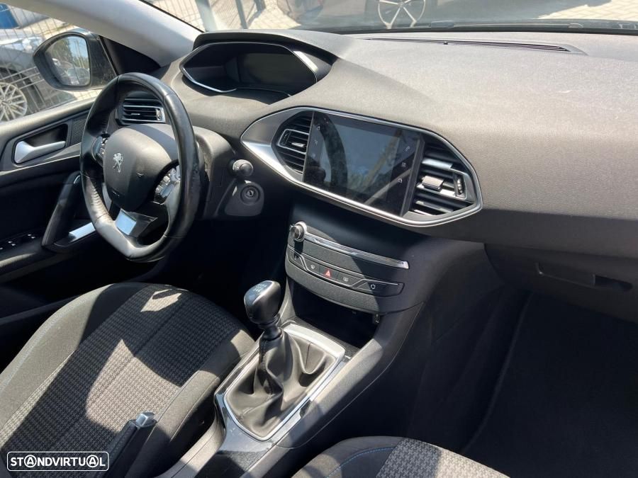 Peugeot 308 1.2 PureTech Active - 6