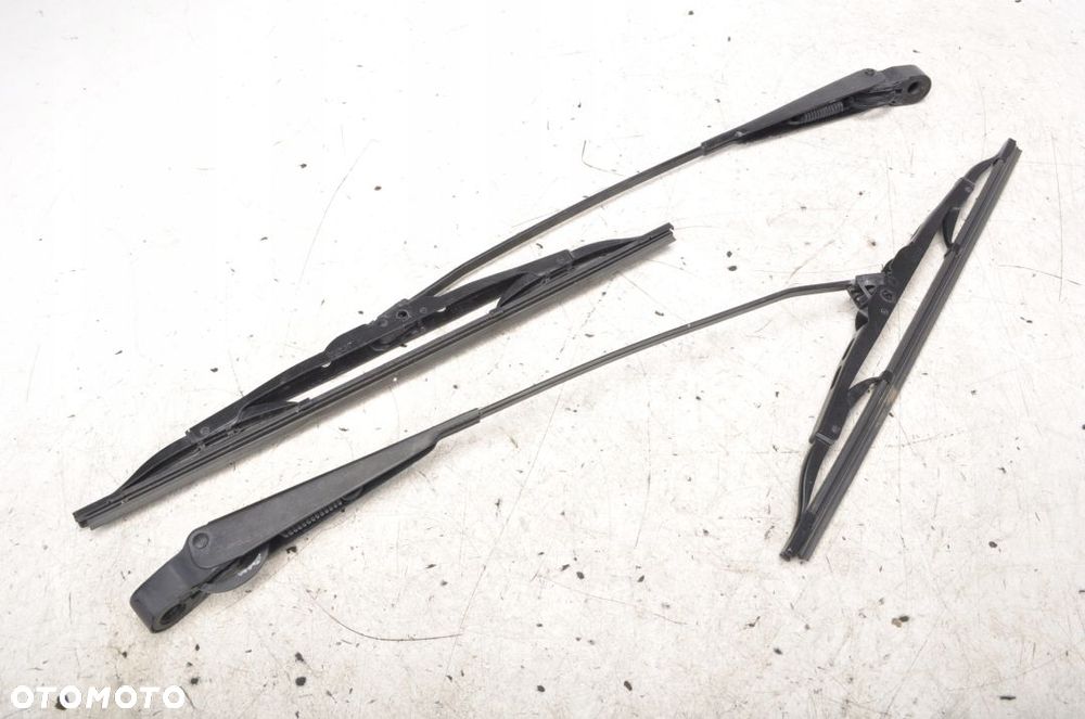 PORSCHE 911 II 930 RAMIĘ WYCIERACZKI PRZÓD KOMPLET - 1