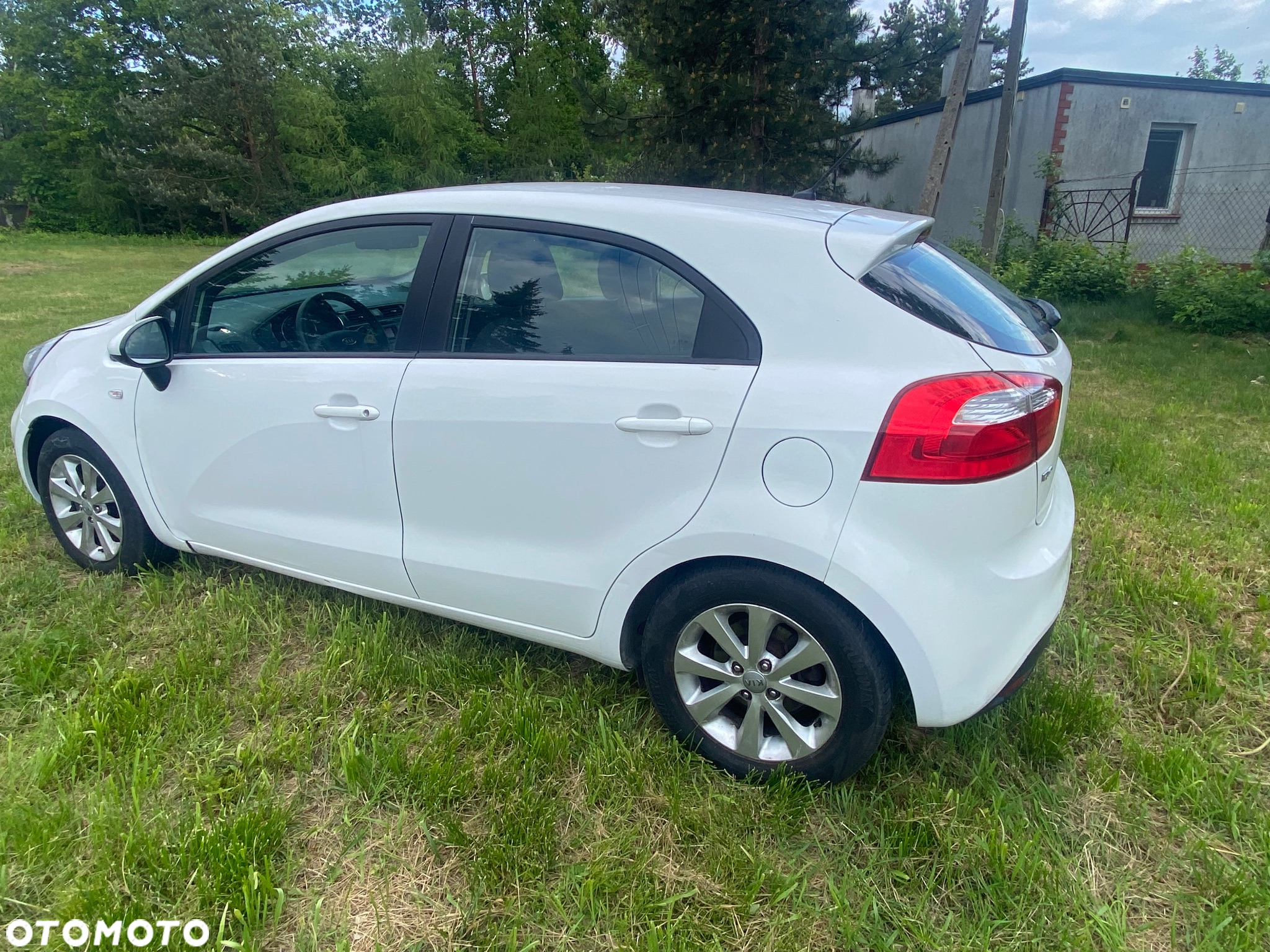 Kia Rio 1.2 Dream Team Edition - 3