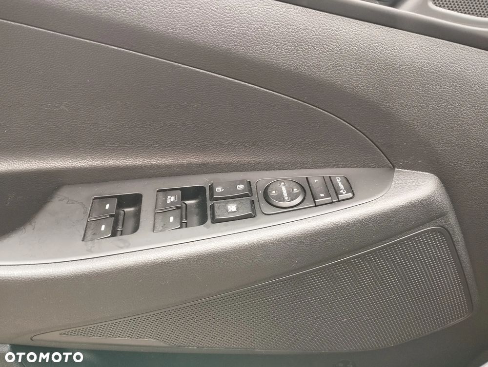 Hyundai Tucson 1.6 GDi 2WD Select - 17